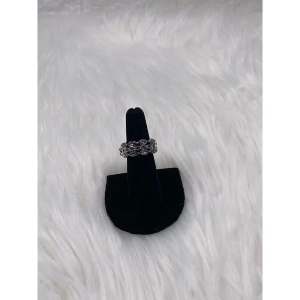 Paparazzi Jewerly- Distractingly Demure‎ Sliver Ring-Item 56